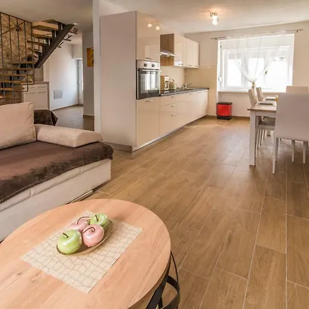 Tara Apartment Vrbnik (Primorje-Gorski Kotar)